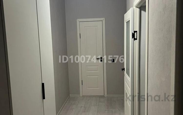 3-комнатная квартира · 74 м² · 5/5 этаж, мкр Байтерек 28 за 150 000 〒 в Таразе — фото 2