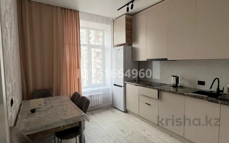 2-бөлмелі пәтер · 65 м² · 9/10 қабат, Дюсембекова 83/2 — Караганда Арена, бағасы: 16 000 ₸ — фото 7