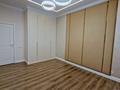 4-комнатная квартира, 132 м², 5/10 этаж, Алии Молдагуловой за 70 млн 〒 в Актобе — фото 8