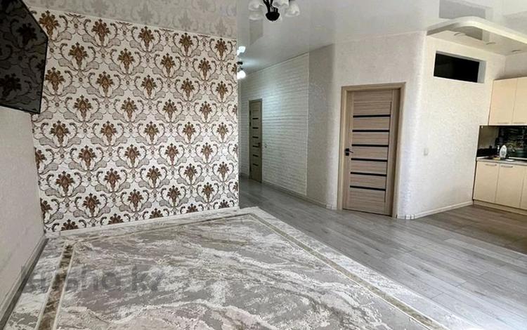 2-бөлмелі пәтер · 52 м² · 7/18 қабат, Навои 208 — Торайгырова, бағасы: 45 млн ₸ в Алматы, Бостандыкский р-н — фото 2
