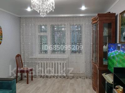 3-комнатная квартира, 58 м², 3/3 этаж, Бектурова за 23 млн 〒 в Павлодаре