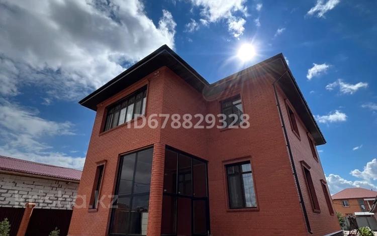 Отдельный дом • 8 комнат • 300 м² • 15 сот., Калдаякова — Баян Сулу за 85 млн 〒 в Косшы — фото 2