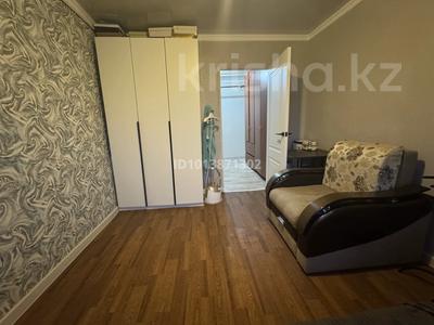 2-бөлмелі пәтер · 54 м² · 5/5 қабат, мкр 8 283/2 — 21 школа,27 школа, Алтай, бағасы: 15 млн ₸ в Актобе