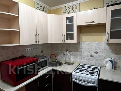 3-бөлмелі пәтер · 60 м² · 5/5 қабат · ай сайын, мкр Орбита-4, Орбита-4 5 5, бағасы: 300 000 〒 в Алматы, Бостандыкский р-н