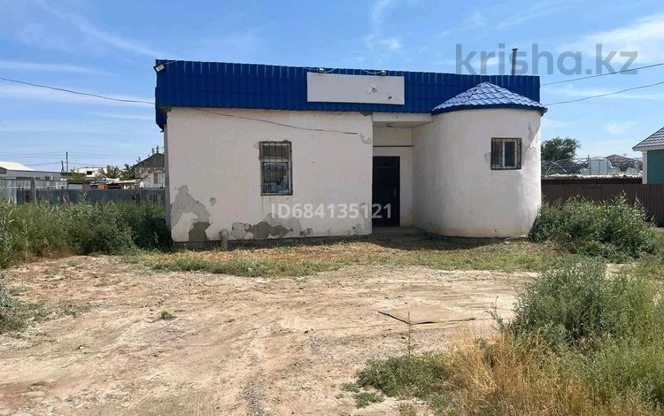 Отдельный дом · 1 комната · 74 м² · 6 сот., Мкр Береке 149а за 8 млн ₸ в Атырау — фото 14