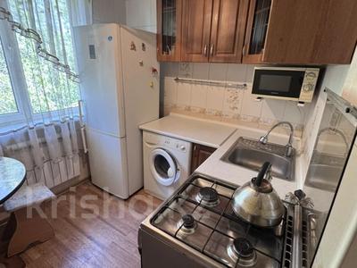 3-комнатная квартира · 60 м² · 4/4 этаж, мкр №7 11 — Абая Станция метро Сарыарка за 31 млн ₸ в Алматы, Ауэзовский р-н