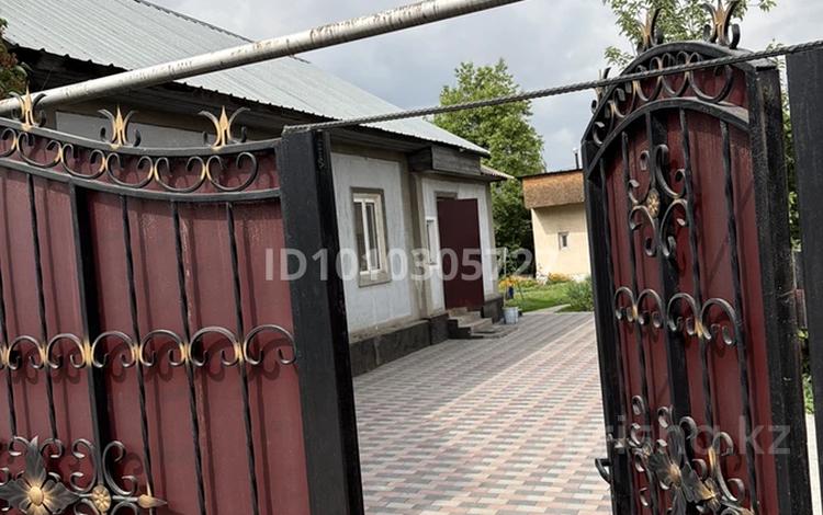 Отдельный дом · 4 комнаты · 63 м² · 6 сот., мкр Айгерим-1, Сухэ батора 17 — Рыскулова ахрименко за 60 млн ₸ в Алматы, Алатауский р-н — фото 4