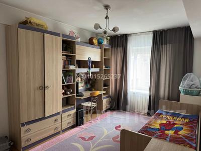 4 бөлме · 100 м² · 4/5 қабат, Орбита-3 ш/а. 4, бағасы: 100 000 ₸ в Алматы, Бостандыкский р-н