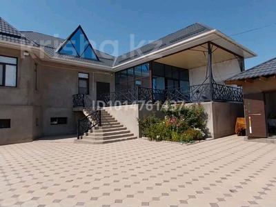 Жеке үй · 6 бөлме · 400 м² · 8 жүзд., Улы Дала ш/а. 73 — Кожыков, бағасы: 75 млн ₸ в Таразе, мкр Улы Дала