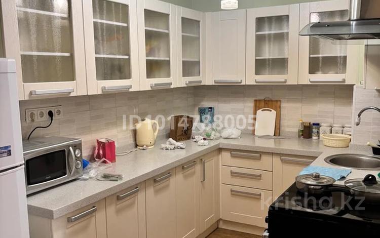 2-комнатная квартира · 70 м² · 9/14 этаж, мкр Керемет, Наурызбай батыра 7К25 за 400 000 ₸ в Алматы, Бостандыкский р-н — фото 2