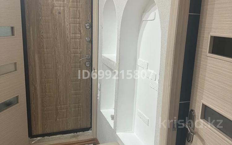 3-комнатная квартира · 62.8 м² · 2/5 этаж, 3 микрорайон 3 за 16 млн ₸ в Абай — фото 2