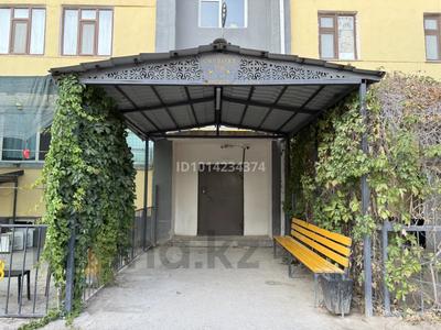 3-комнатная квартира · 96.8 м² · 5/5 этаж, Микрорайон Сырдарья 11 — Ул. Султан Бейбарыс за 250 000 ₸ в 