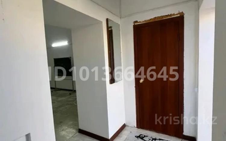 Свободное назначение · 27 м² за 150 000 ₸ в Актобе, мкр. Алтын орда — фото 2