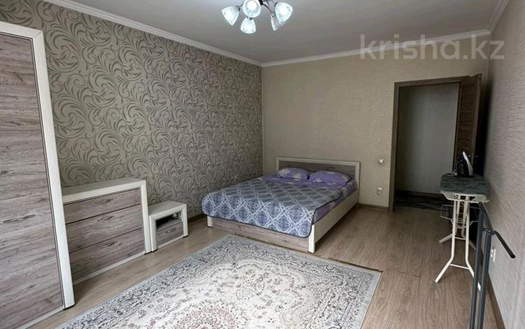 2-бөлмелі пәтер · 66 м² · 14/19 қабат, Брусиловского, бағасы: 40 млн ₸ в Алматы, Алмалинский р-н — фото 2