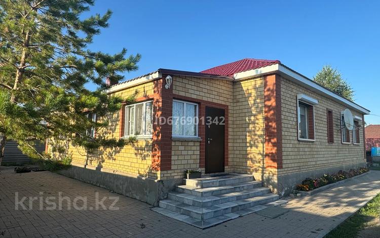 Отдельный дом · 4 комнаты · 200 м² · 10 сот., Каныша Сатпаева 24 за 43 млн 〒 в Караоткеле — фото 8