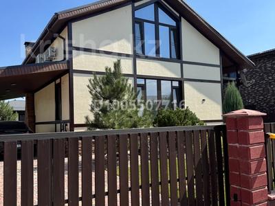 Отдельный дом · 4 комнаты · 220 м² · 10 сот., Айжарык за 275 млн 〒 в Талгаре