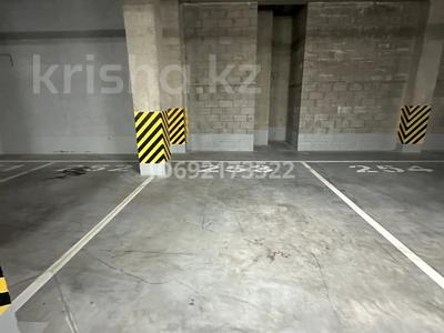 Гаражи и паркинги в Алматы: Паркинг · 16.6 м² · Сейфуллина 574 к11 — ТРЦ «Central Avenue» за 7 млн 〒 Паркинг · 16.6 м² · Сейфуллина 574 к11 — ТРЦ «Central Avenue» за 7 млн 〒 в Алматы, Бостандыкский р-н