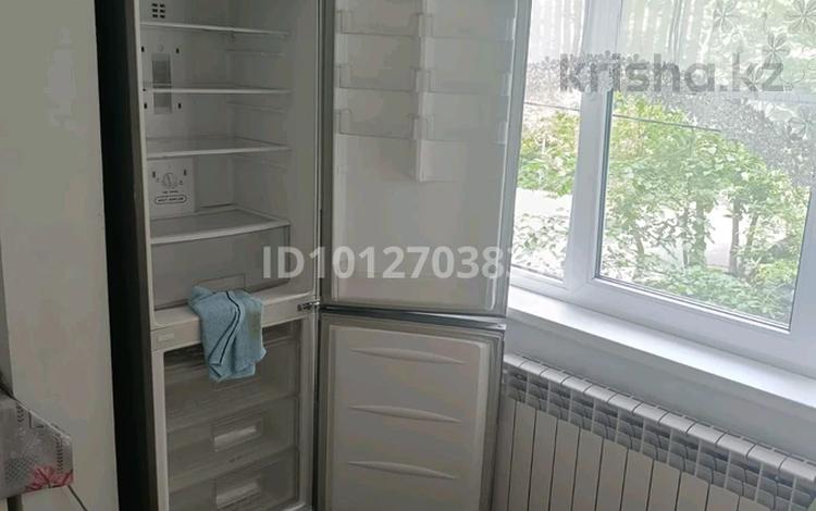 1-комнатная квартира · 40 м² · 2/5 этаж, мкр Сайран — Утеген Батыра/Кабдолова за 230 000 ₸ в Алматы, Ауэзовский р-н — фото 2