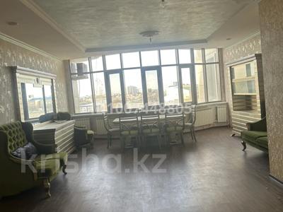 4-комнатная квартира · 194.6 м² · 4/16 этаж, Кайыргали Смагулов 56а за 75 млн 〒 в Атырау, мкр Жилгородок