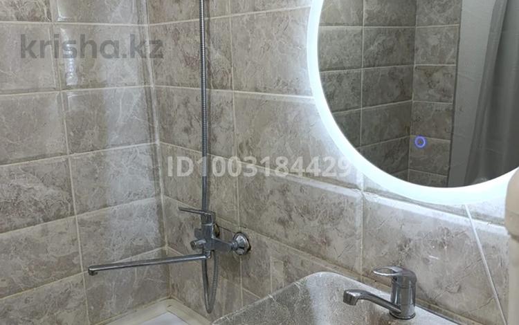 2-комнатная квартира · 52 м² · 8/10 этаж, мкр 11 — Сзади фитнесс центра “World class” за 200 000 〒 в Актобе — фото 2