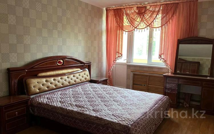3-комнатная квартира · 62 м² · 3/5 этаж, Желтоксан 20 — За Баян сулу ,кафе Каравелла за 200 000 ₸ в Шымкенте, Аль-Фарабийский р-н — фото 2