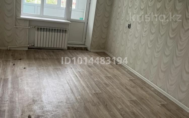 1-комнатная квартира · 29.1 м² · 2/5 этаж, смагулова 1а за 9 млн ₸ в Актобе, мкр. Курмыш — фото 2