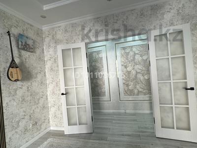 3-бөлмелі пәтер · 95 м² · 3/10 қабат, мкр Юго-Восток, Байкен Ашимова 15, бағасы: 75 млн ₸ в Караганде, Казыбек би р-н