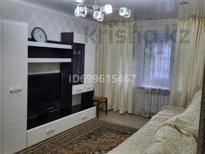 2-комнатная квартира · 44 м² · 2/5 этаж, 6 мкр, Талас 26 за 19.5 млн 〒 в Таразе