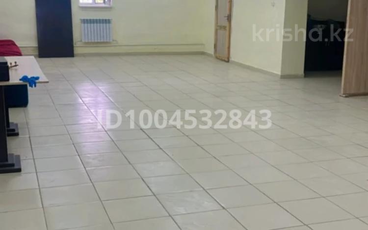 Свободное назначение, офисы, склады · 1000 м² за 1 500 〒 в  — фото 2