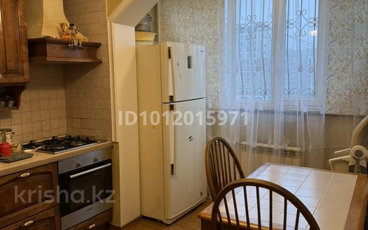 3-бөлмелі пәтер · 70 м² · 9/9 қабат, Мкр. Алмагуль 15 — Гагарина-Ходжанова, бағасы: 400 000 ₸ в Алматы, Бостандыкский р-н — фото 2