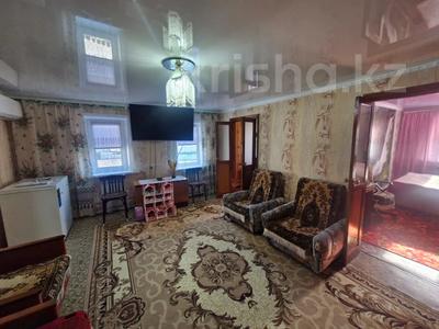 Жеке үй · 3 бөлме · 76 м² · 9.5 жүзд., Набережная 77, бағасы: 19.6 млн ₸ в 