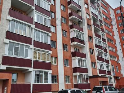 2-комнатная квартира, 65 м², 3/9 этаж помесячно, Казыбек Би за 175 000 〒 в Усть-Каменогорске