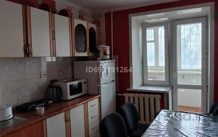 2-комнатная квартира · 46 м² · 1/10 этаж, Назарбаева 204 — Жаяу мусы за 180 000 ₸ в Павлодаре — фото 2