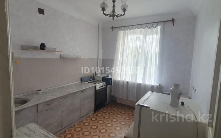 1-комнатная квартира · 41.8 м² · 4/5 этаж, Назарбаева 52 за 15 млн ₸ в Усть-Каменогорске, Ульбинский — фото 2