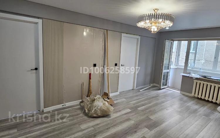 3-комнатная квартира · 48.7 м² · 2/5 этаж, 50 лет профсоюзов 103 за ~ 31.6 млн 〒 в Омске — фото 2