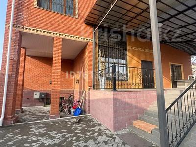 Отдельный дом · 8 комнат · 450 м² · 12 сот., Мкр. Алтын ауыл 68 за 220 млн 〒 в Каскелене