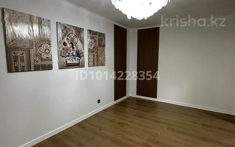 3-комнатная квартира · 82.4 м² · 9/14 этаж, С 902 8 за 400 000 ₸ в Астане, Сарыарка р-н — фото 2
