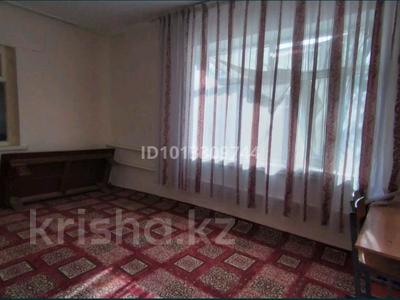 3-комнатная квартира · 60 м² · 1/2 этаж, Космонавтов за 9 млн ₸ в Жетысае