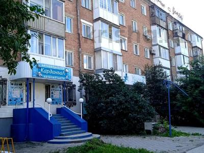 2-комнатная квартира · 43.6 м² · 2/5 этаж, Интернациональная 43 за ~ 19.5 млн 〒 в Петропавловске