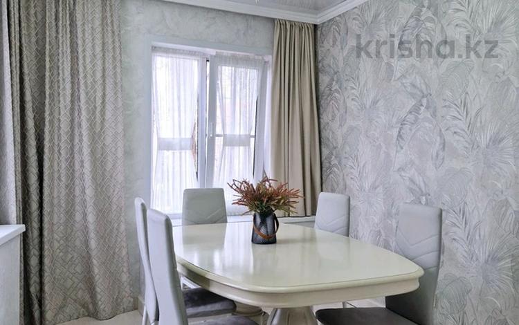 4-комнатная квартира · 94.8 м² · 1/5 этаж, мкр Самал-3, Достык — Кажымукана за 90 млн ₸ в Алматы, Медеуский р-н — фото 2
