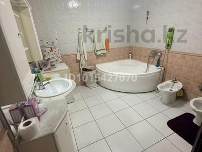 3 комнаты · 120 м² · 2/5 этаж, Мауленова 123 за 75 000 ₸ в Алматы, Алмалинский р-н