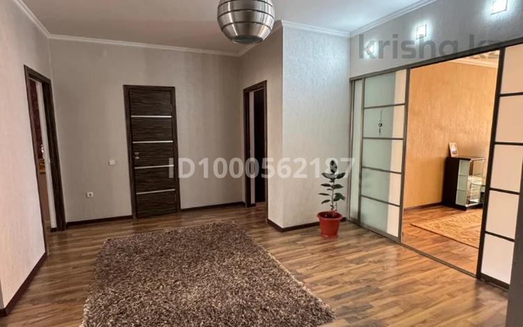 3-бөлмелі пәтер · 105.6 м² · 3/9 қабат, Жарбосынова — Тайманова, бағасы: 58 млн ₸ в Атырау — фото 2