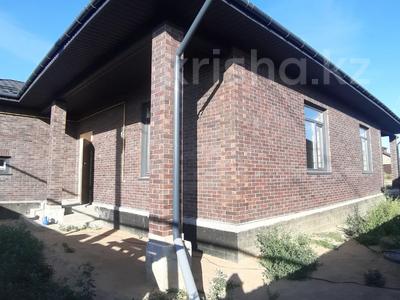 Отдельный дом · 4 комнаты · 221.3 м² · 10 сот., Северный за 92 млн ₸ в Костанае