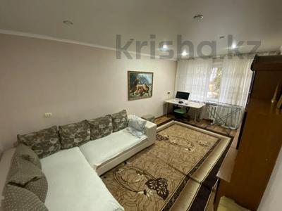 3-комнатная квартира · 61.9 м² · 2/5 этаж, Толстого 88 за 23 млн 〒 в Павлодаре