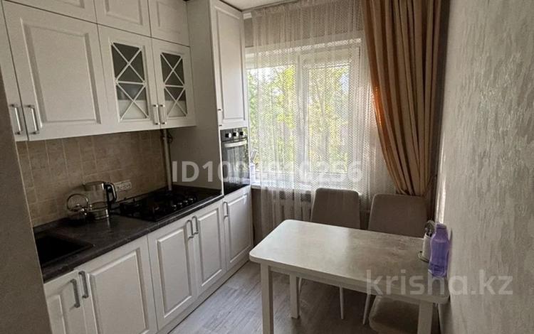 3-бөлмелі пәтер · 64 м² · 3/5 қабат, мкр Юго-Восток, Мұқанов 26, бағасы: 24.5 млн ₸ в Караганде, Казыбек би р-н — фото 2