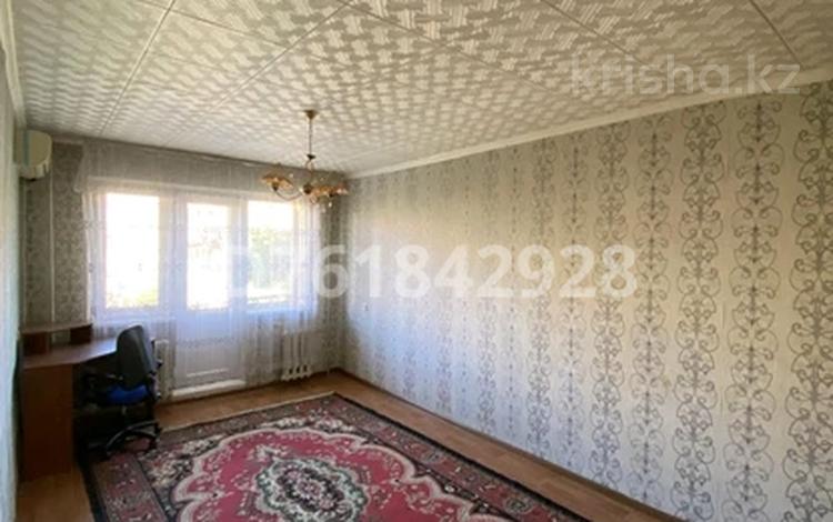 2-комнатная квартира · 42 м² · 4/5 этаж, Қабанбай батыр 13а — Возле парка Независимости за 17.5 млн 〒 в Шымкенте, Аль-Фарабийский р-н — фото 2