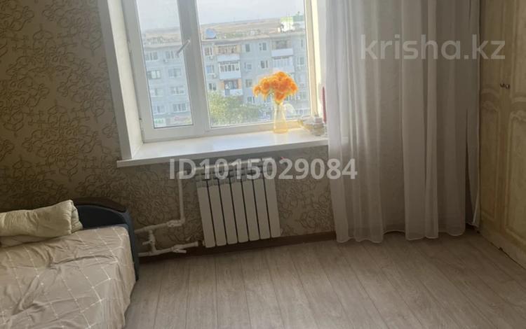 2-бөлмелі пәтер · 49.6 м² · 5/5 қабат, Алашаха 3, бағасы: 12 млн ₸ в Жезказгане — фото 4