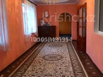 Отдельный дом · 10 комнат · 238 м² · 15 сот., Аймауытов д.6 за 18 млн ₸ в Шардара
