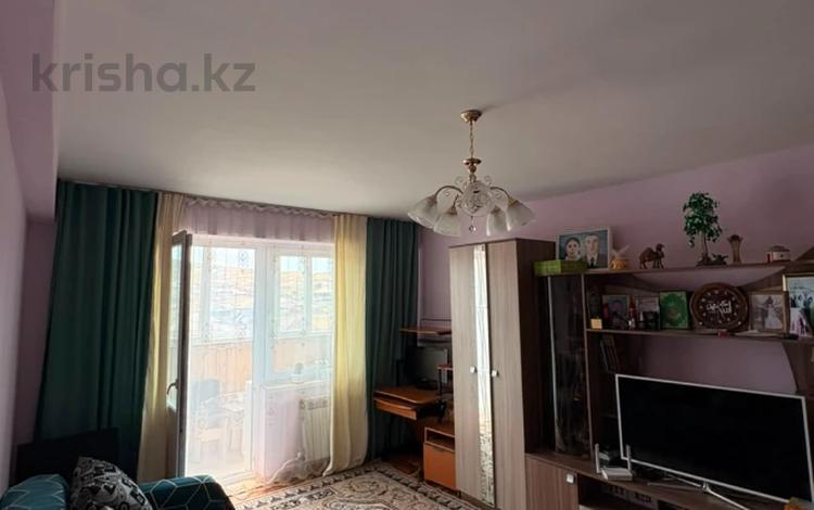 2-комнатная квартира · 58.8 м² · 8/9 этаж, Увалиева 8/1 за 24 млн ₸ в Усть-Каменогорске — фото 2