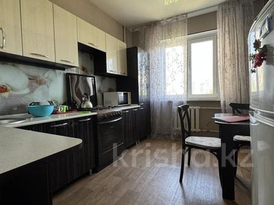 1-комнатная квартира, 40 м², 6/9 этаж помесячно, мкр Таугуль-1 90 за 170 000 〒 в Алматы, Ауэзовский р-н